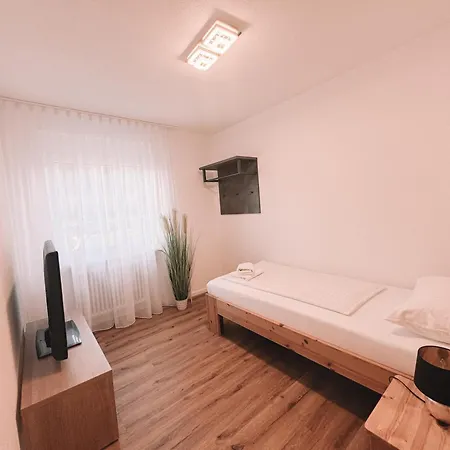 Otel La Frontiera & Eventlocation - Idyllisch, Nah' Der Schweiz - Zum Rheinfall Bei Schaffhausen