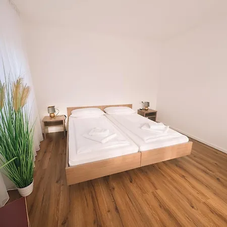 La Frontiera & Eventlocation - Idyllisch, Nah' Der Schweiz - Zum Rheinfall Bei Schaffhausen Otel Tengen