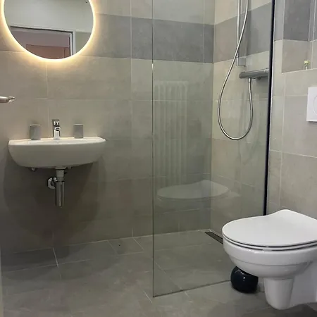 La Frontiera & Eventlocation - Idyllisch, Nah' Der Schweiz - Zum Rheinfall Bei Schaffhausen * Tengen