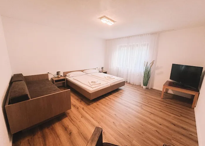 La Frontiera & Eventlocation - Idyllisch, Nah' Der Schweiz - Zum Rheinfall Bei Schaffhausen *