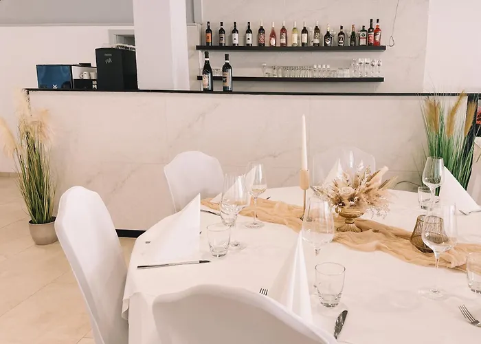 La Frontiera & Eventlocation - Idyllisch, Nah' Der Schweiz - Zum Rheinfall Bei Schaffhausen ホテル *