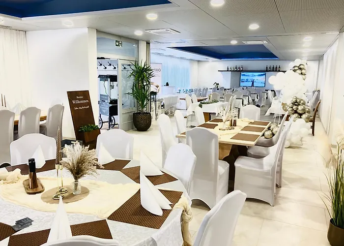 ホテル La Frontiera & Eventlocation - Idyllisch, Nah' Der Schweiz - Zum Rheinfall Bei Schaffhausen Tengen